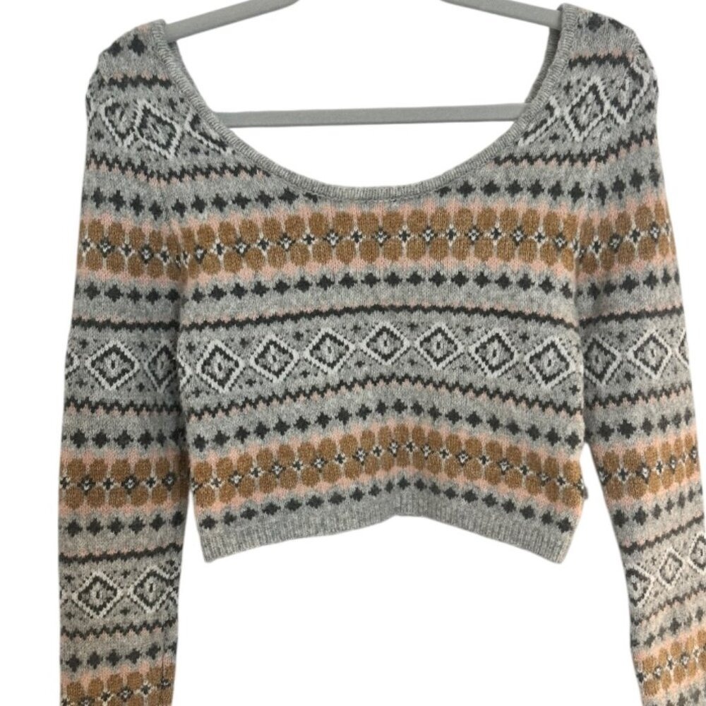 NWT:‎ AE Whoa So Soft Cropped Scoop Neck Sweater - Grey - Size XL - Picture 4 of 6